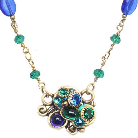 Emerald Mosaic Swirl Necklace - Picture 2 of 3